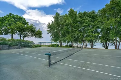 227 Dock Lane, Great Neck, NY 11024 - Photo 37