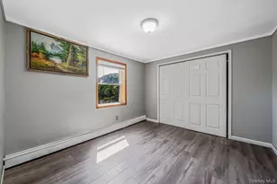 10 Roy Ave, West Islip, NY 11795 - Photo 25