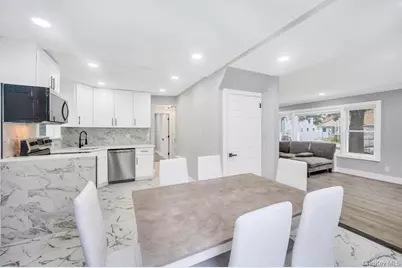 674 Winthrop Drive, Uniondale, NY 11553 - Photo 5