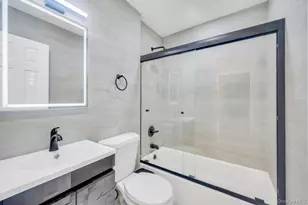 674 Winthrop Dr, Uniondale, NY 11553 - Photo 9