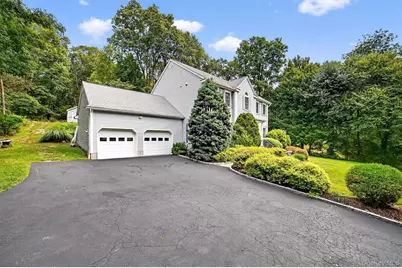 12 Veronica Court, Cortlandt Manor, NY 10567 - Photo 3