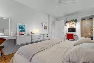 10012 Shore Front Parkway #18A, Rockaway Park, NY 11694 - Photo 17