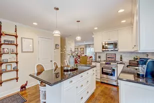 100- 18 Baker Ct, Island Park, NY 11558 - Photo 5