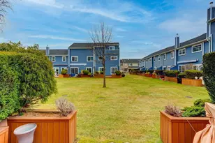 100- 18 Baker Ct, Island Park, NY 11558 - Photo 17