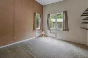 30 Center Dr, Riverhead, NY 11901 - Photo 21