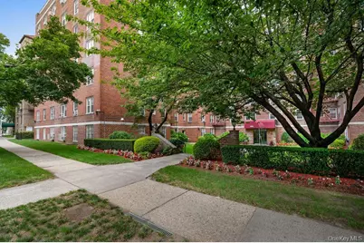 485 Bronx River Road #A21, Yonkers, NY 10704 - Photo 17