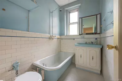 35-46 79 Street #43, Jackson Heights, NY 11372 - Photo 13