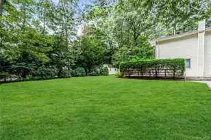 58 Rhoda Ave, Smithtown, NY 11787 - Photo 31