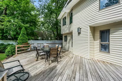 58 Rhoda Avenue, Smithtown, NY 11787 - Photo 27