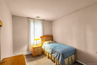 58 Rhoda Avenue, Smithtown, NY 11787 - Photo 23