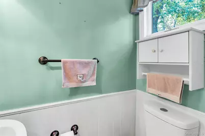 58 Rhoda Avenue, Smithtown, NY 11787 - Photo 15