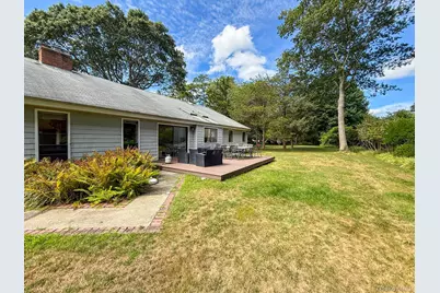 6 Wintergreen Lane, Westhampton, NY 11977 - Photo 9