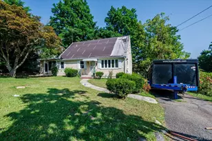 10 Hampton Ter, White Plains, NY 10607 - Photo 29