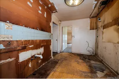 10 Hampton Terrace, White Plains, NY 10607 - Photo 7