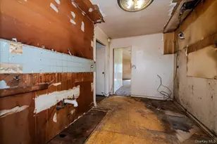 10 Hampton Ter, White Plains, NY 10607 - Photo 7