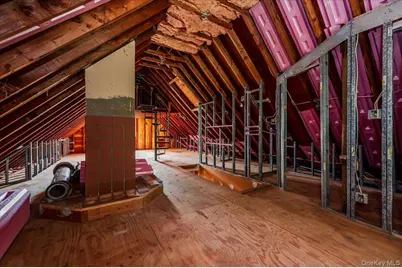 10 Hampton Terrace, White Plains, NY 10607 - Photo 15