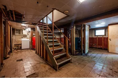 10 Hampton Terrace, White Plains, NY 10607 - Photo 21