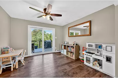 82 Hillside Drive, Marlboro, NY 12542 - Photo 7