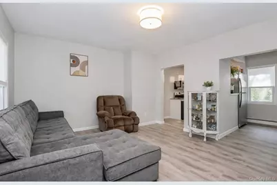 2748 W Main Street, Poughkeepsie, NY 12590 - Photo 5