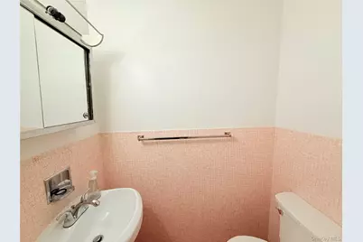 516 McLean Avenue, Yonkers, NY 10705 - Photo 11