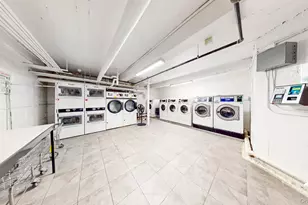 385 Argyle Rd, Brooklyn, NY 11218 - Photo 13