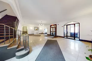 385 Argyle Rd, Brooklyn, NY 11218 - Photo 3