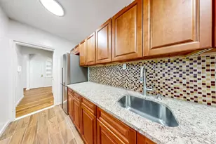 385 Argyle Rd, Brooklyn, NY 11218 - Photo 7