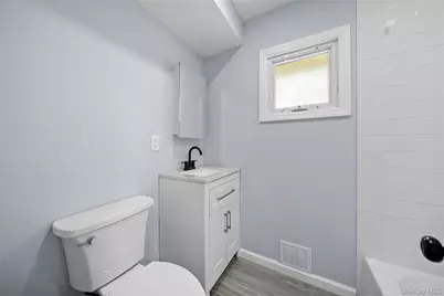 21 Lehigh Avenue, Centereach, NY 11720 - Photo 11