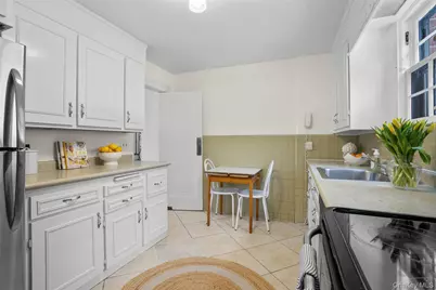 4 Lafayette Road, Larchmont, NY 10538 - Photo 11