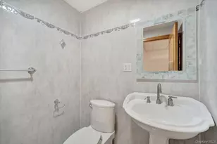 84-29 Kendrick Pl, Jamaica, NY 11432 - Photo 43