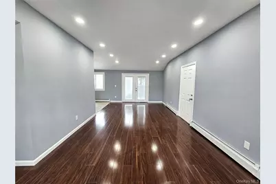 114 Granny Road, Farmingville, NY 11738 - Photo 3