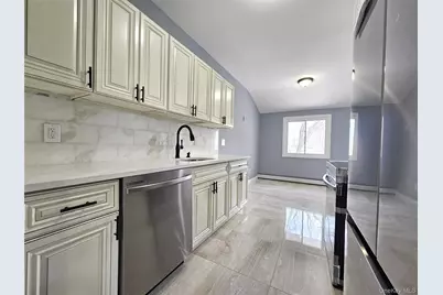 114 Granny Road, Farmingville, NY 11738 - Photo 9