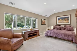 18 Roundtree Dr, Melville, NY 11747 - Photo 25