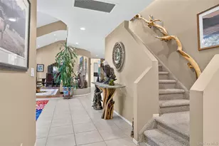 18 Roundtree Dr, Melville, NY 11747 - Photo 19