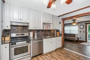 140 Ocean Ave, Islip, NY 11751 - Photo 3