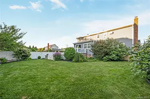 140 Ocean Ave, Islip, NY 11751 - Photo 31