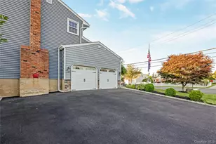 140 Ocean Ave, Islip, NY 11751 - Photo 9