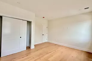 60 Periwinkle Rd, Levittown, NY 11756 - Photo 29