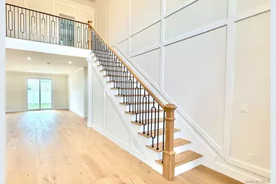 60 Periwinkle Road, Levittown, NY 11756 - Photo 7