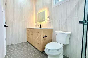 60 Periwinkle Rd, Levittown, NY 11756 - Photo 27