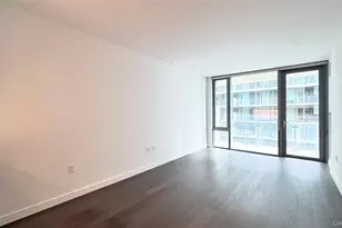 13105 40th Rd, Flushing, NY 11354 - Photo 7