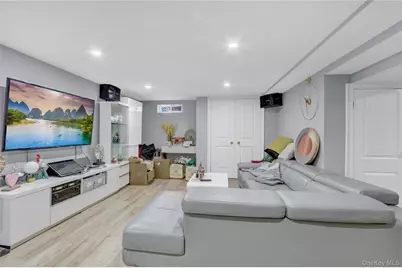 163-40 19th Avenue, Whitestone, NY 11357 - Photo 15