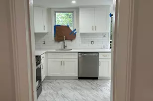 150-70 Foch Blvd, Jamaica, NY 11434 - Photo 7