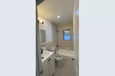 15070 Foch Boulevard, Jamaica, NY 11434 - Photo 19
