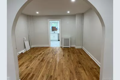 15070 Foch Boulevard, Jamaica, NY 11434 - Photo 3