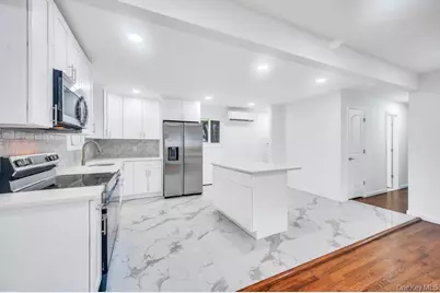 118 S 31st Street, Wyandanch, NY 11798 - Photo 3