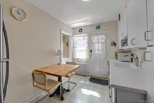 67 Maple Dr, New Hyde Park, NY 11040 - Photo 9