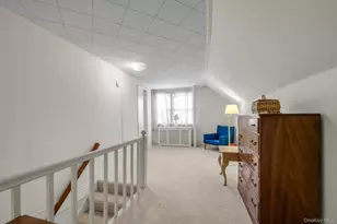 67 Maple Dr, New Hyde Park, NY 11040 - Photo 13