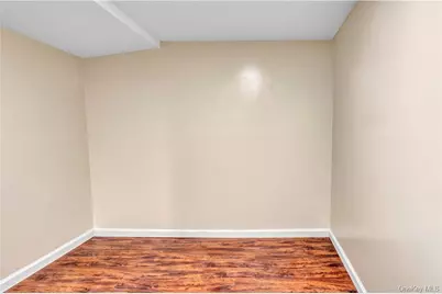 1058 Wilmot Road, Scarsdale, NY 10583 - Photo 17