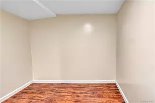 1058 Wilmot Rd, Scarsdale, NY 10583 - Photo 17